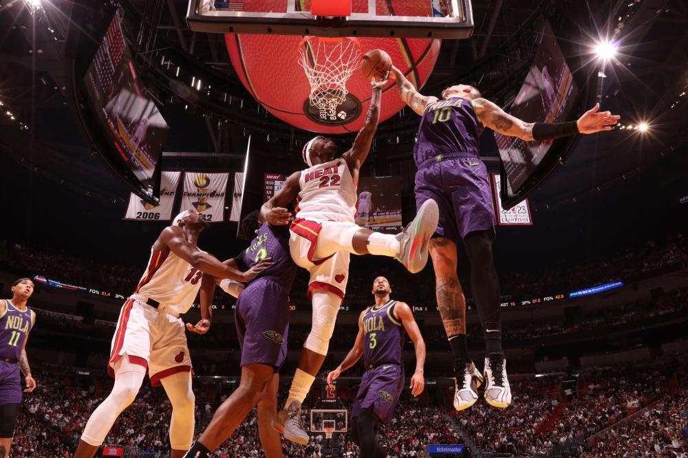 绕中国队在 绕中国队在